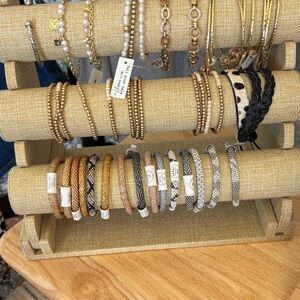 Unlisted Listing for Live Shows.